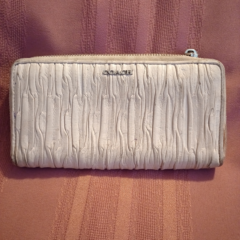 Coach Cream Textured Women's Wallet